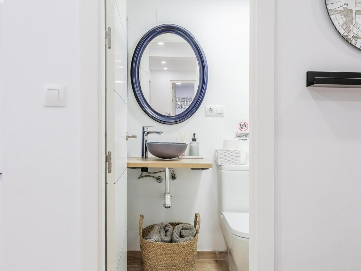 Bonito Apt En Cadiz Centro Renovado ภายนอก รูปภาพ